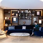 Paxton Paris Mlv