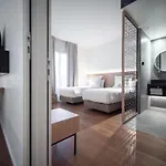 Paxton Paris Mlv 4*