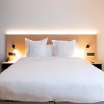 Paxton Paris Mlv 4*