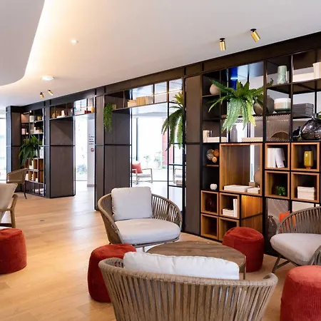 Paxton Paris Mlv 4* فيرييّورْ أو بري