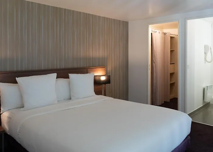 Paxton Paris Mlv Hotel 4*