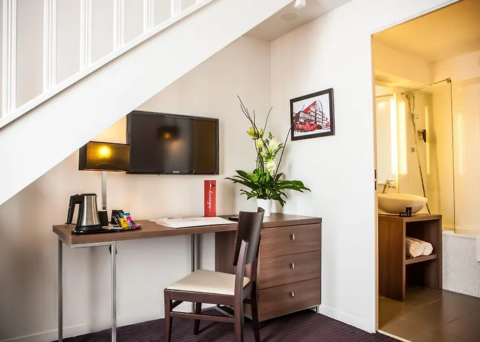 Paxton Paris Mlv Hotel