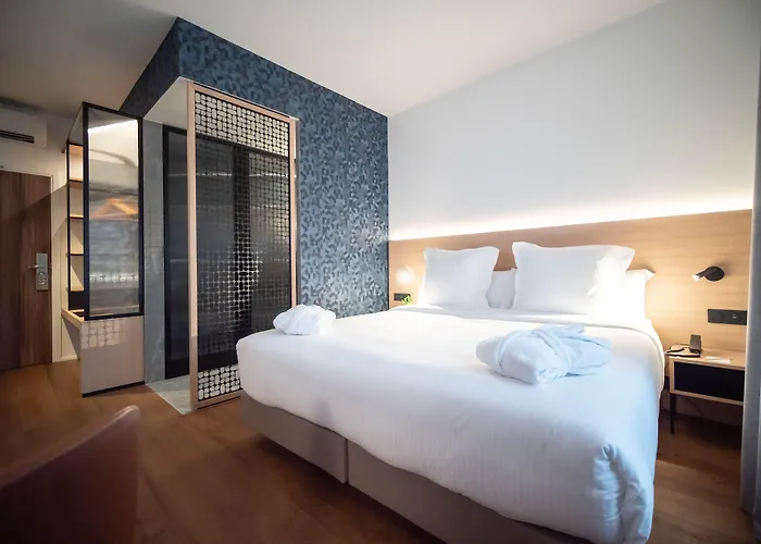Paxton Paris Mlv Hotel 4*