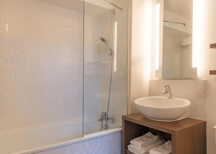 Hotel Paxton Paris Mlv 4*