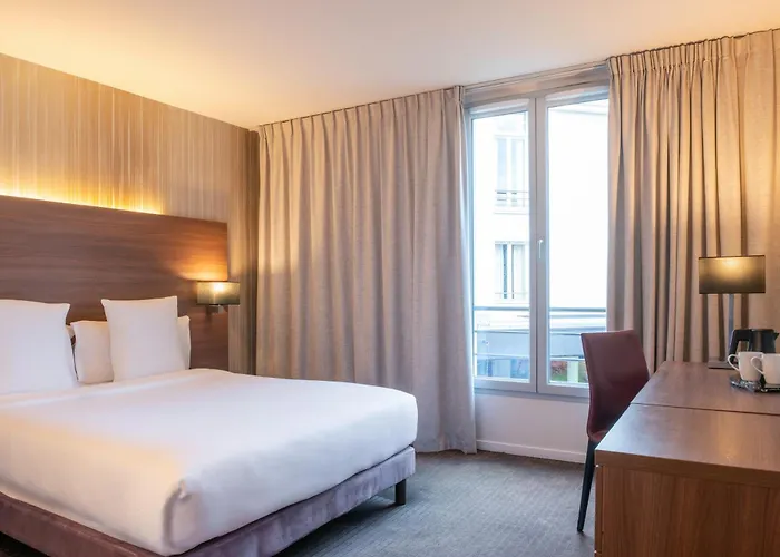 Paxton Paris Mlv Hotel 4*