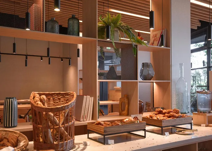 Hotel Paxton Paris Mlv 4*